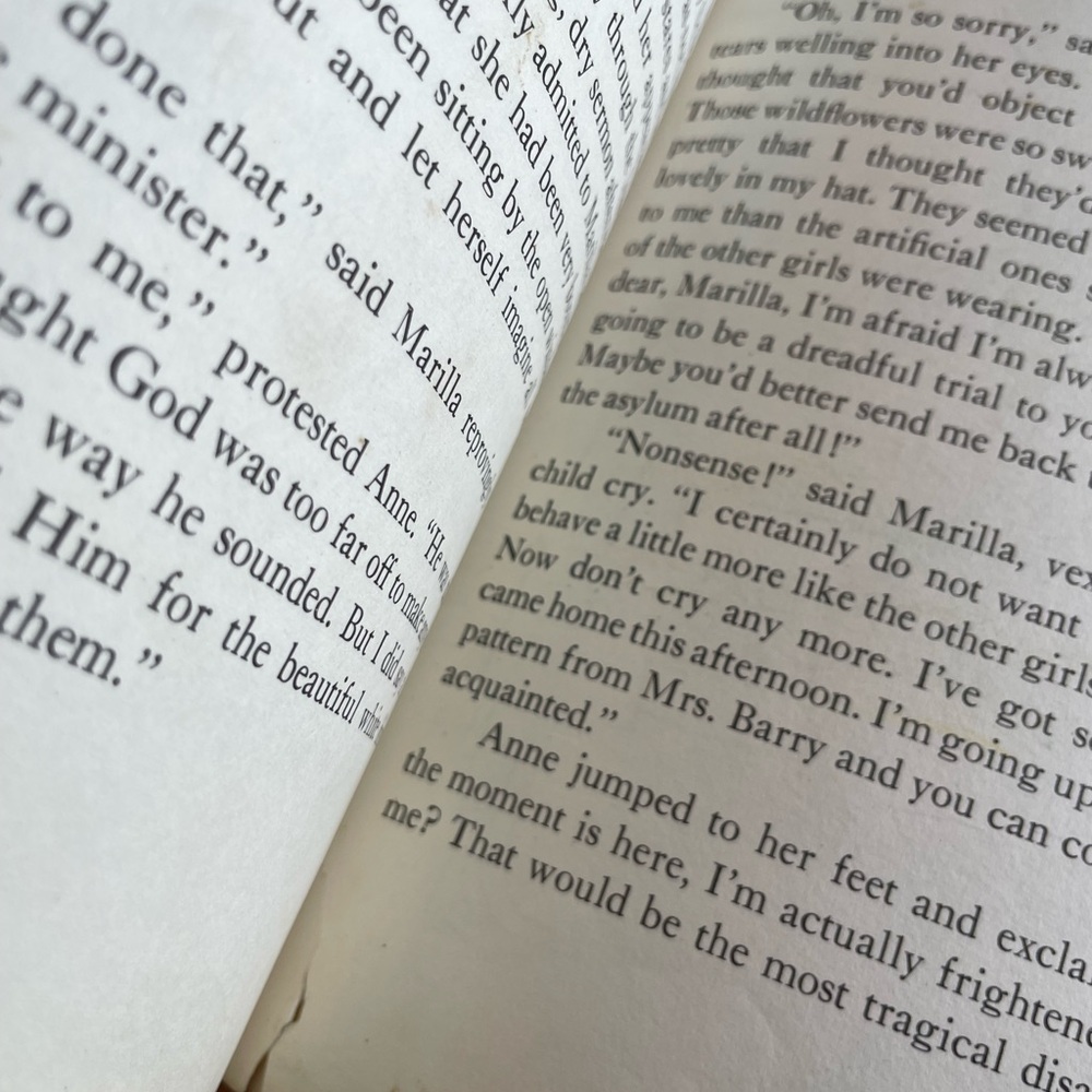 Vintage Anne of Green Gables Book — See Photos for Condition - Picture 10 of 11